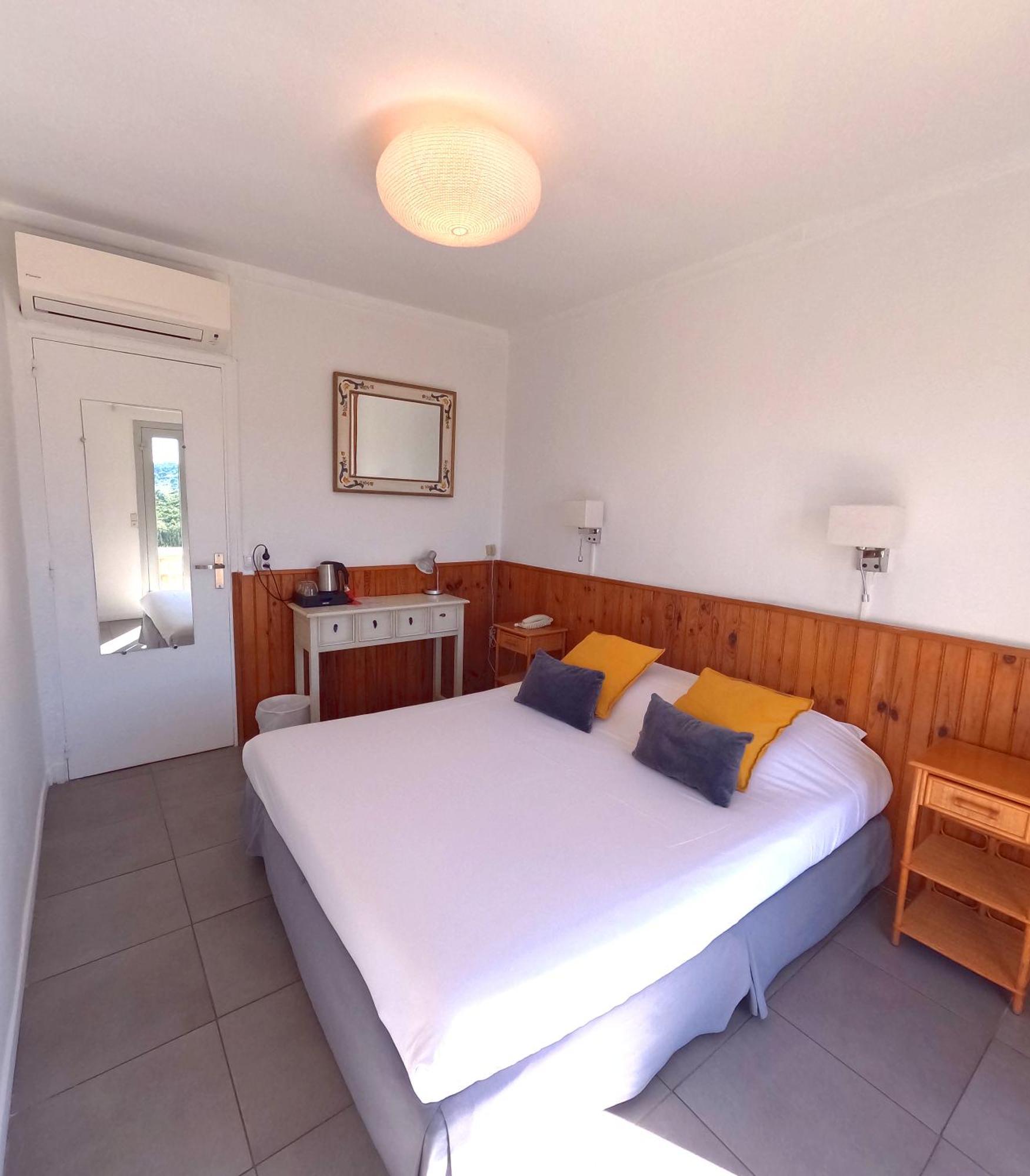 Azur Hotel Le Lavandou Ngoại thất bức ảnh